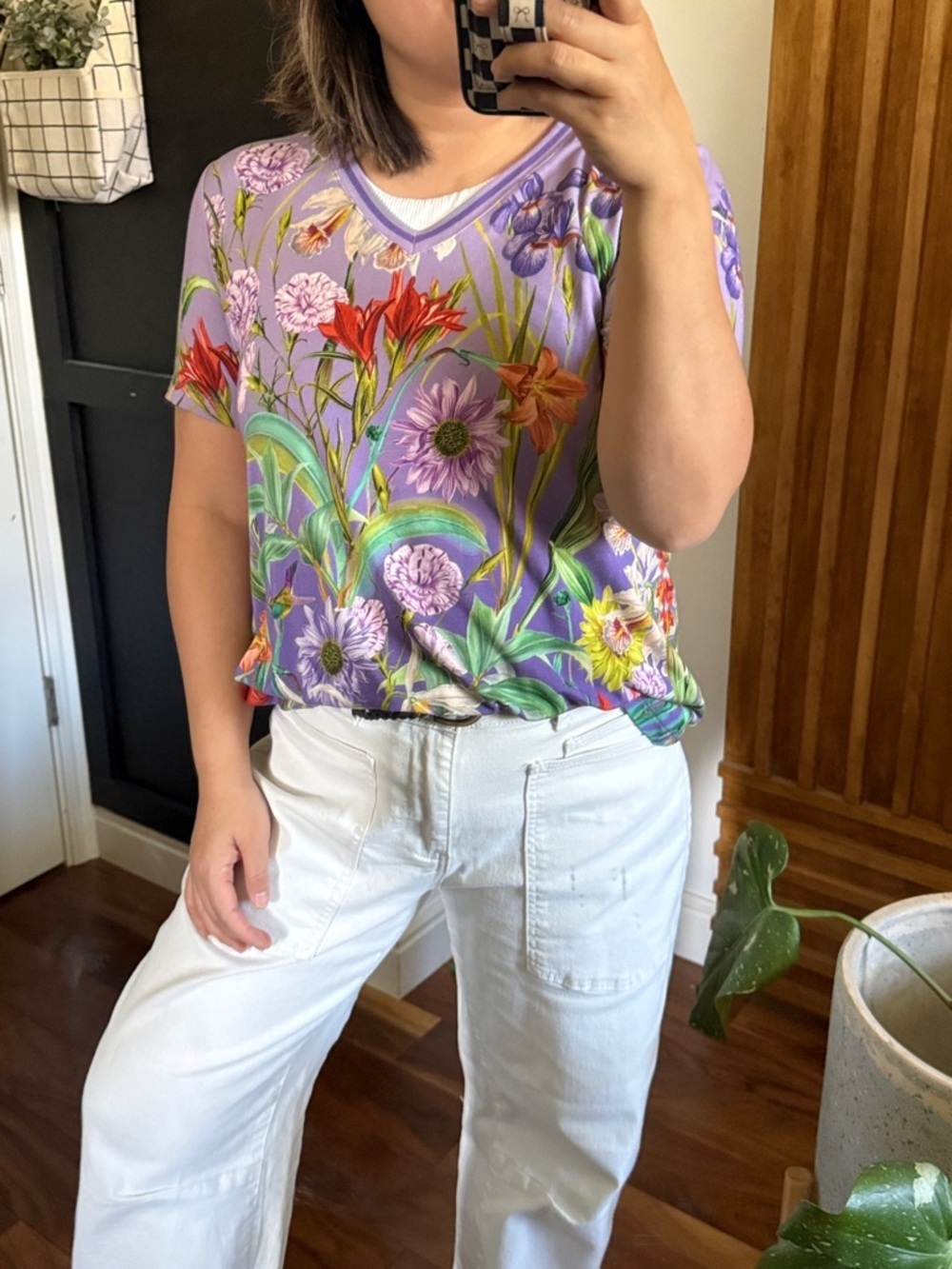 JOHNNY WAS The Janie Favorite Short sleeve Sleeve V neck Swing Tee. Size XS